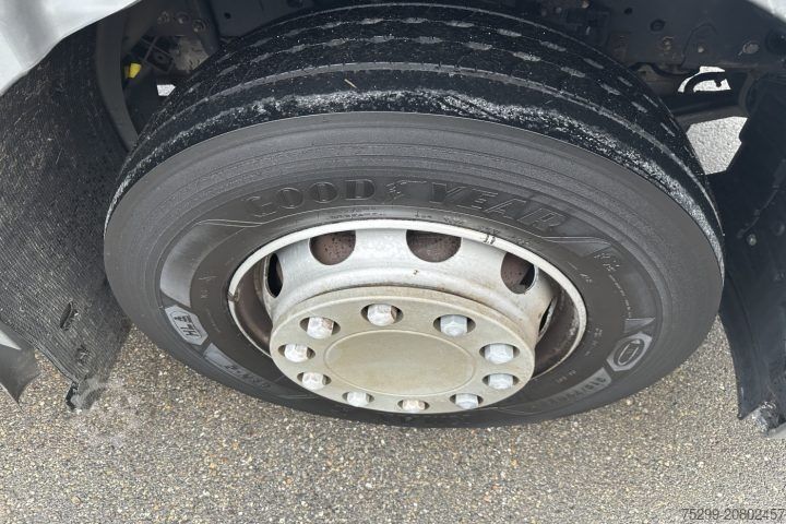 LKW mit Pritsche & Plane Renault Premium 430 6x2 Plane / HB / Swiss-Vehicle