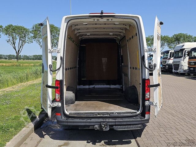 High-roof van M.A.N. TGE 3.140 ac automaat EURO6