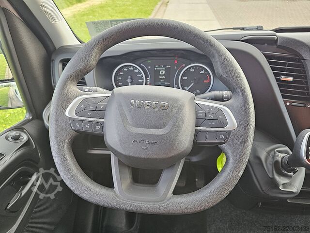 High-roof van IVECO DAILY 35S14       L2H2 Automaat
