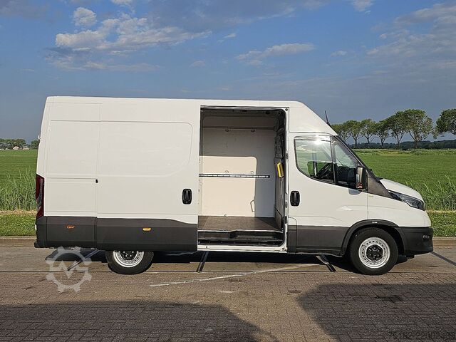 High-roof van IVECO DAILY 35S14       L2H2 Automaat