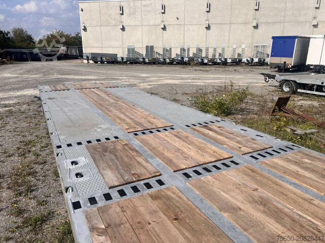 Tieflader-Sattelauflieger Möslein ST 3 Plato 8,7 3 Achs Satteltieflader Plato 45 t GGfür Fertigteile, Baumaschinen