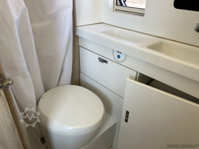 Wohnwagen/Wohnmobil Fiat Weinsberg Carabus 600 K | 4 Posti Letto | Completamente Attrezzato