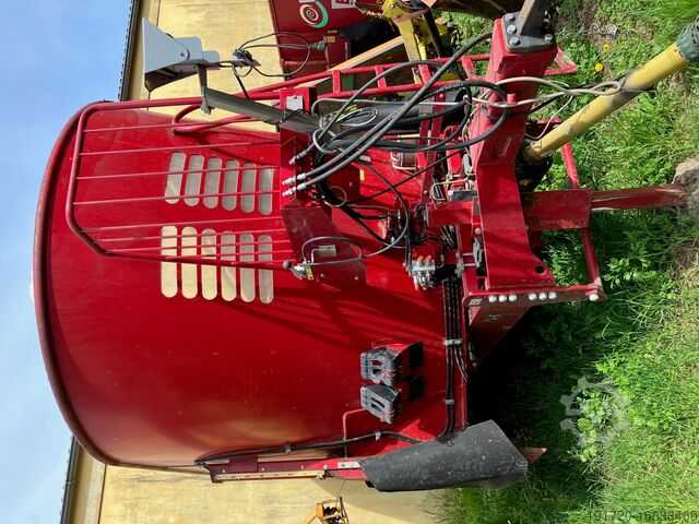 Feeding technology  V-Mix Plus 25-2S