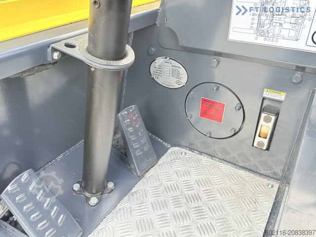 Vierwegestapler Combilift C3000CB GAS TRIPLEX 4900 POSITIONER TOP1