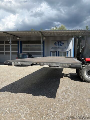 Swap body open x Verzinkte Baustoff Plattform 7,82m