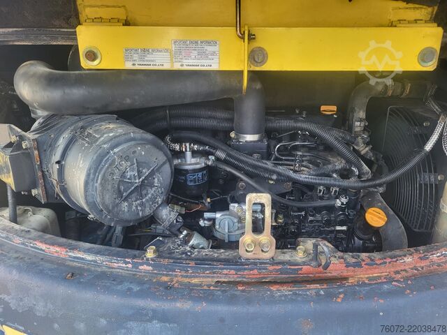 Mini excavator with rubber tracks Yanmar ViO75-A