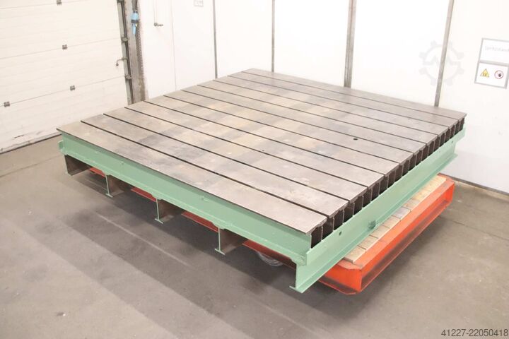 Clamping plate with grooves unbekannt 3030/3000/H500 mm