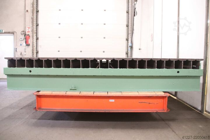 Clamping plate with grooves unbekannt 3030/3000/H500 mm