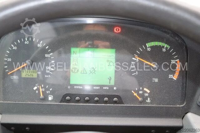 Motor coach Mercedes-Benz Tourismo 16RHD M2 / Lift / USB / Full Options