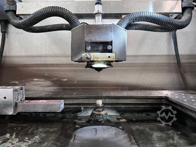 Drahterodiermaschine +GF+ AgieCharmilles FI 440 SLP