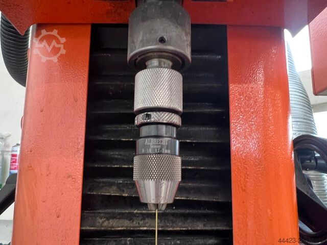 Senkerodiermaschine +GF+ AgieCharmilles Drill 20