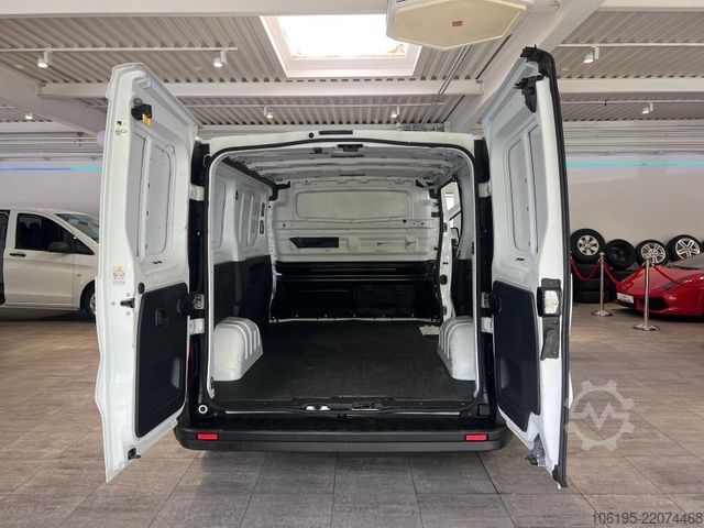 Kastenwagen RENAULT Trafic 1,6 dCi Kasten*Garantie*Klima*AHK*