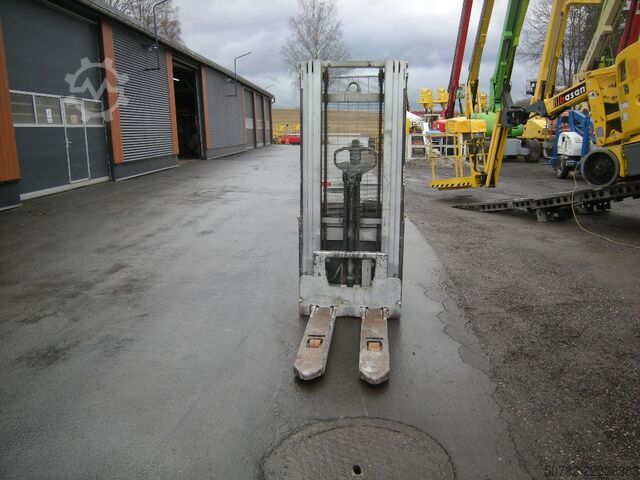 Pallet Stackers Pallet Stackers Still EXV 16I