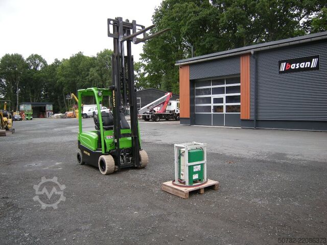Electric - 4 wheels Hyster J1.8XN MWB Elektro