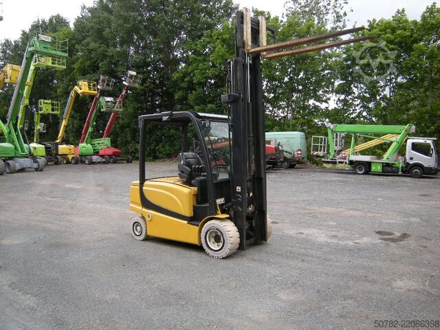 Electric - 4 wheels Yale ERP35VL E2395 Elektro