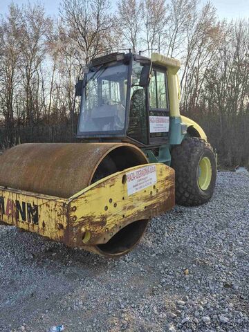 Single drum roller Ammann ASC150