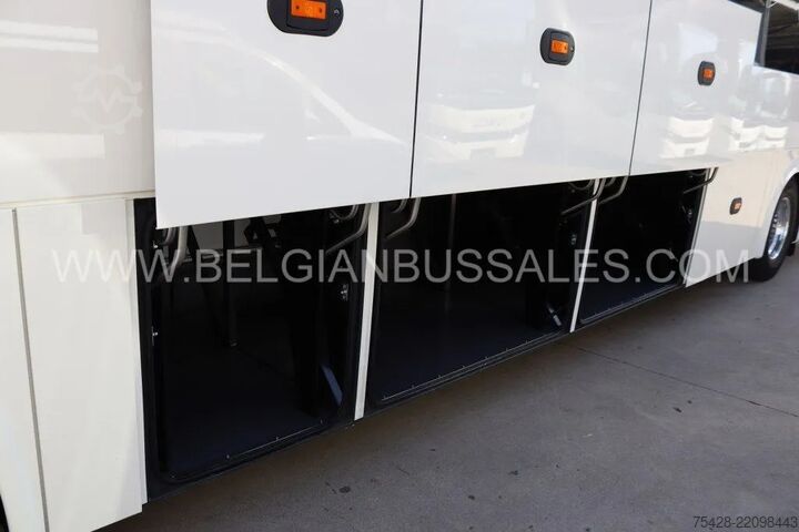 Motor coach Iveco Evadys / 12m / Full Options / Almost new