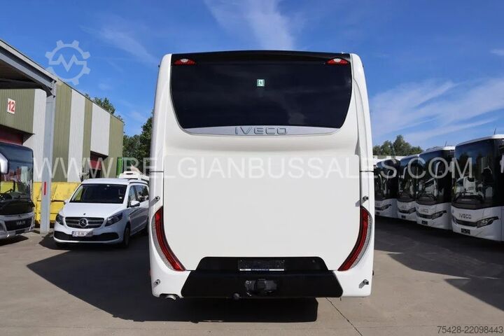 Motor coach Iveco Evadys / 12m / Full Options / Almost new