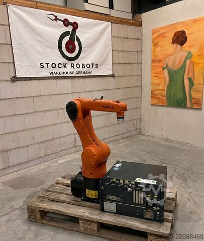 Industrial robot KUKA KR6 R900 SIXX KRC4