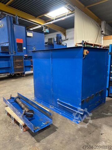 Bale press Paal Konti 200 D
