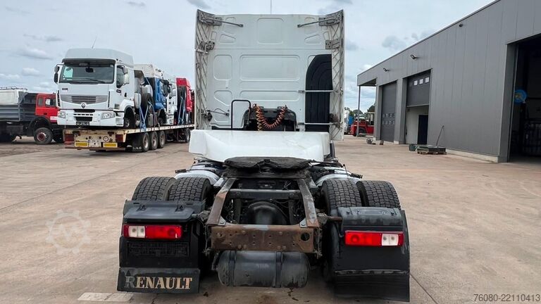 Standard tractor Renault Premium 460 DXI (BOITE MANUELLE / MANUAL GEARBOX)