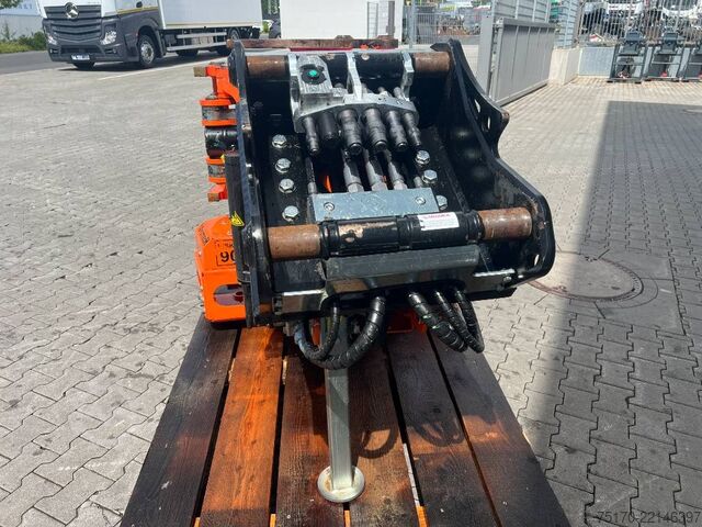 Westtech WG1600 7-Finger Greifer / Säge / OQ70/55 / DEMO Westtech WG1600 7-Finger Greifer / Säge / OQ70/55 / DEMO