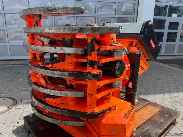 Westtech WG1600 7-Finger Greifer / Säge / OQ70/55 / DEMO Westtech WG1600 7-Finger Greifer / Säge / OQ70/55 / DEMO