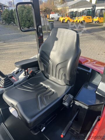 Yard loader MANITOU MLA 3-25 H