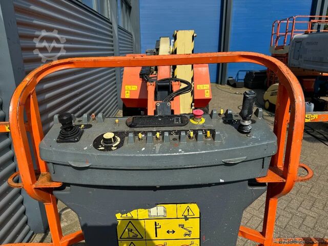 Articulated boom lift JLG 340AJ Hoogwerker Knikarmhoogwerker
