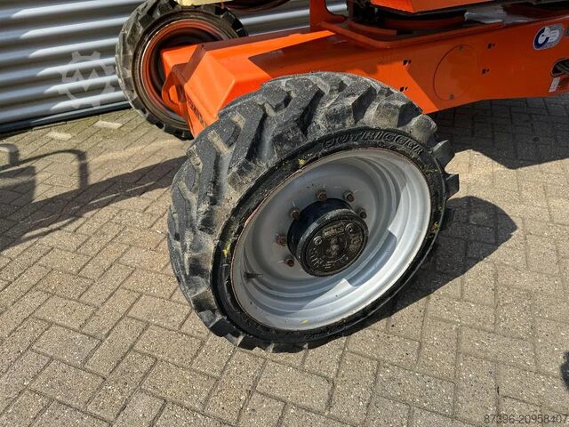 Articulated boom lift JLG 340AJ Hoogwerker Knikarmhoogwerker