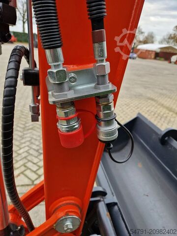 Mini excavator Kubota KX027-4 Hi-spec (NIEUW)