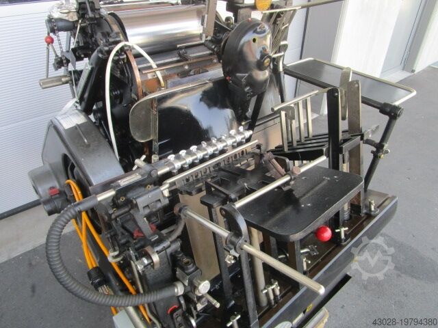 BUCHDRUCKMASCHINE HEIDELBERG TIEGEL A4 MIT HEISSFOLIENPRÄGEEINRICHT.