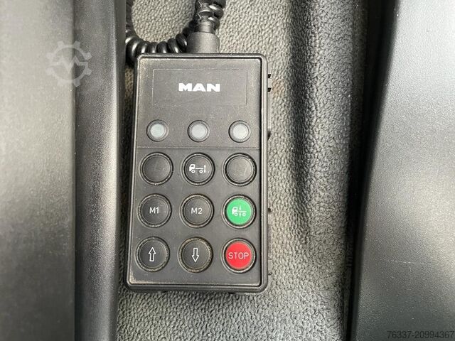 Box MAN TGL 10.220 Doka Möbelkoffer Umzug Fahrzeug Kunsttransportfahrzeug