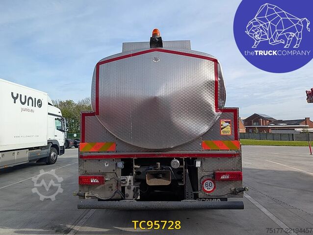 Tanker truck Scania P 450