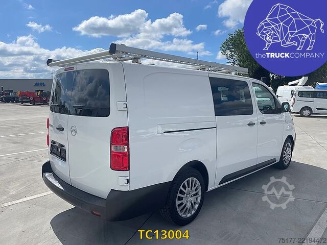 Panel van Opel Vivaro 2.0 CDTI DUBBELE CABINE - 6 ZITPLAATSEN