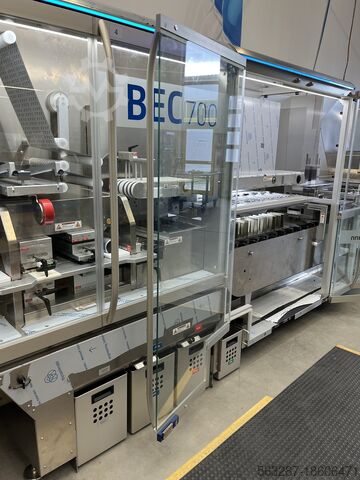 Blister packaging machine Uhlmann BEC700
