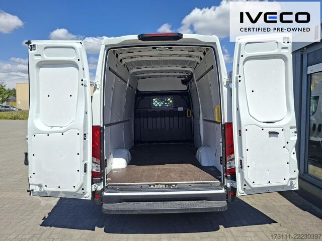 Kastenwagen hoch IVECO Daily 35S16V RS 3520L / Klima / Bluetooth
