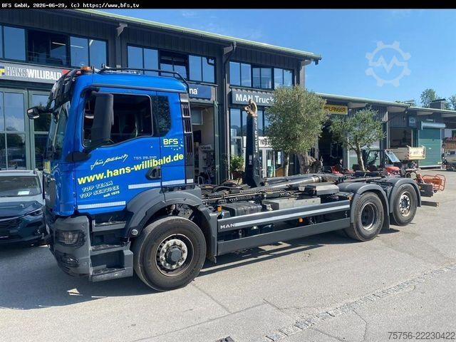 Roll-off tipper truck MAN TGS (TG3) 26.510 6x4H-4 BL CH RK21-70 HydroDrive