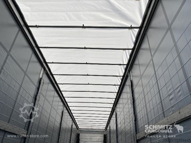 Open semitrailer with tarp Schmitz Cargobull Semitrailer Curtainsider Standard Hayon