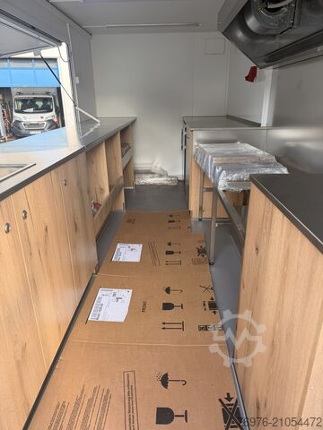 Verkaufswagen, Food Truck, Foodtruck Mercedes-Benz Foodtruck, Imbisswagen, Food Truck mit neuer Küche und Ausstattung