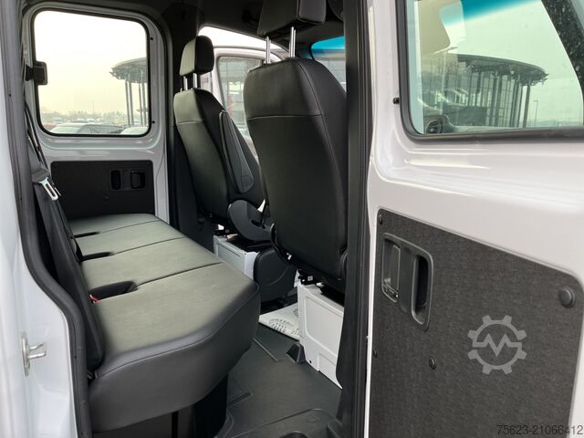 Transporter mit Pritsche & Plane Mercedes-Benz Sprinter 319 CDI 4x4 Doka Pritsche  Klima LED AHK