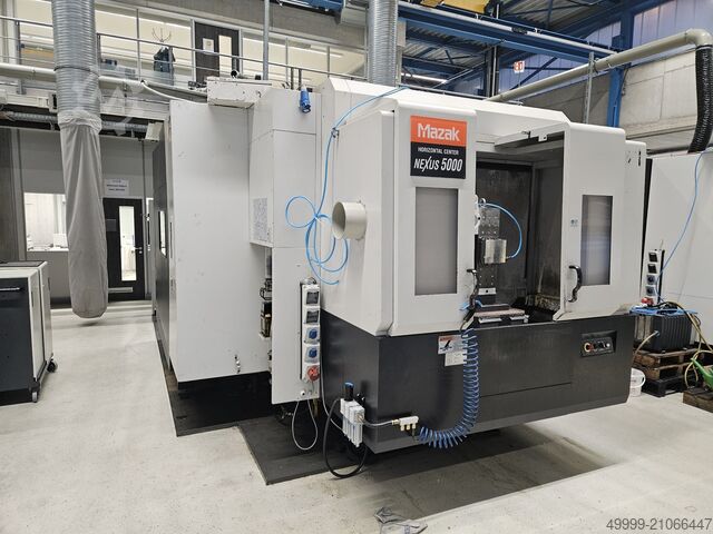 Horizontal Bearbeitungszentrum MAZAK HCN 5000