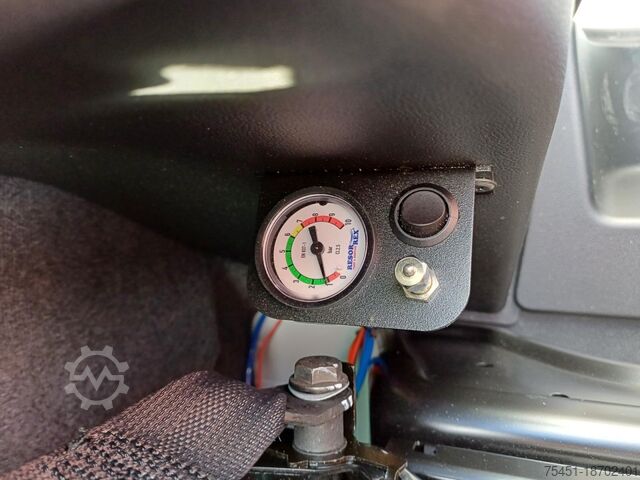 Transporter mit Koffer Renault Master 35 New Möbel Koffer LBW KAMERA LUFTFEDERUNG