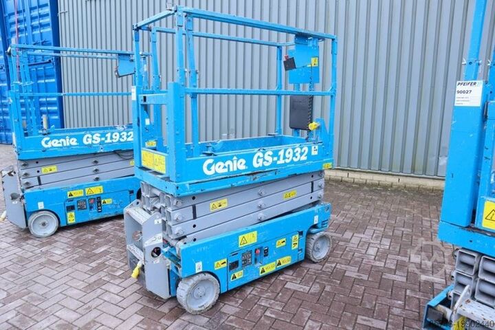 Scherenhebebühne Genie GS1932 Electric, Working Height 7.8 m, 227kg Capac