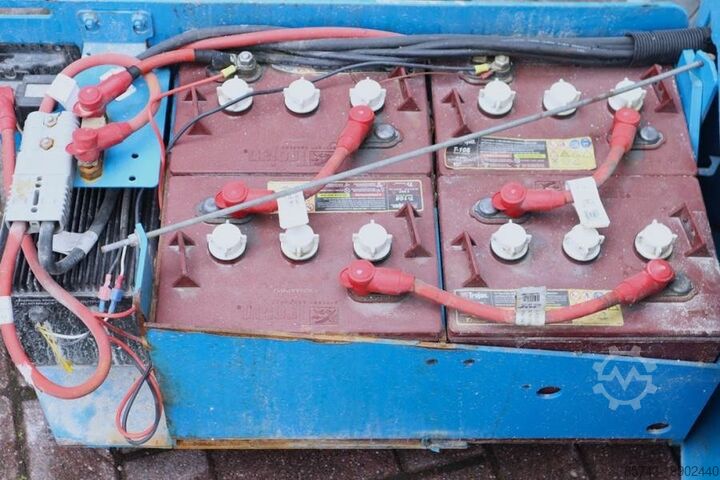 Scherenhebebühne Genie GS1932 Electric, Working Height 7.8 m, 227kg Capac