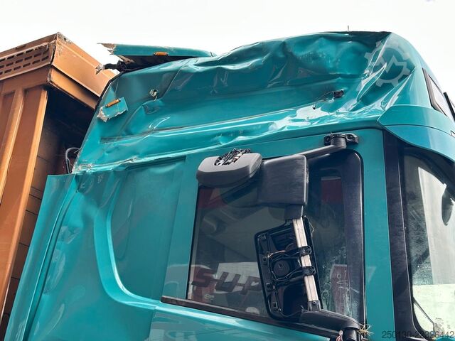 Viehtransporter LKW SCANIA S500 4x2 LL 3.Stock Finkl Viehwagen *unfall*