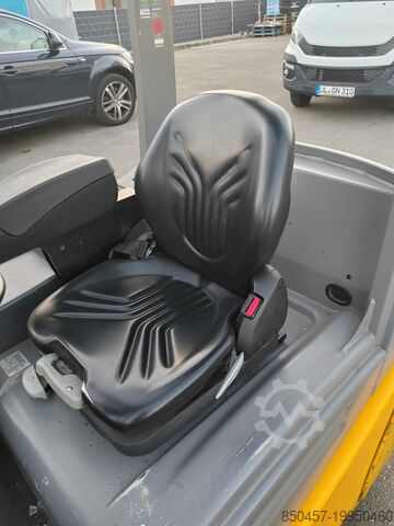 Elektrisch â 3 RĂ€der Jungheinrich EFG216k