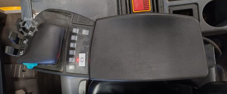 Elektrisch – 3 Räder Jungheinrich EFG216 2021y/ 3.3m free lift/ 8096h