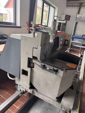 Double miter saw Elumatec DG 104/01