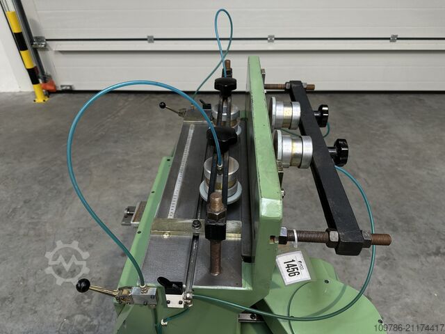 Fräsmaschine für Schubladenverbindungen OMEC 750 OMEC 750